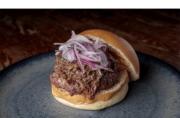 Hamburguesa 'Rendang' de Latasia y Gobu Burger