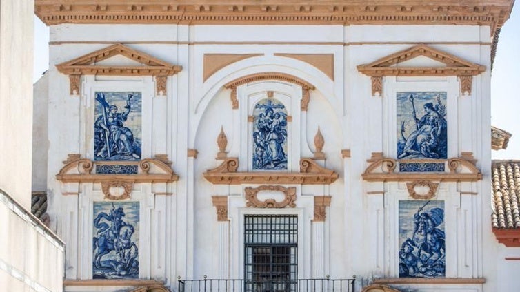 Patrimonio da luz verde a la restauración de la fachada de la iglesia del Hospital de la Caridad de Sevilla